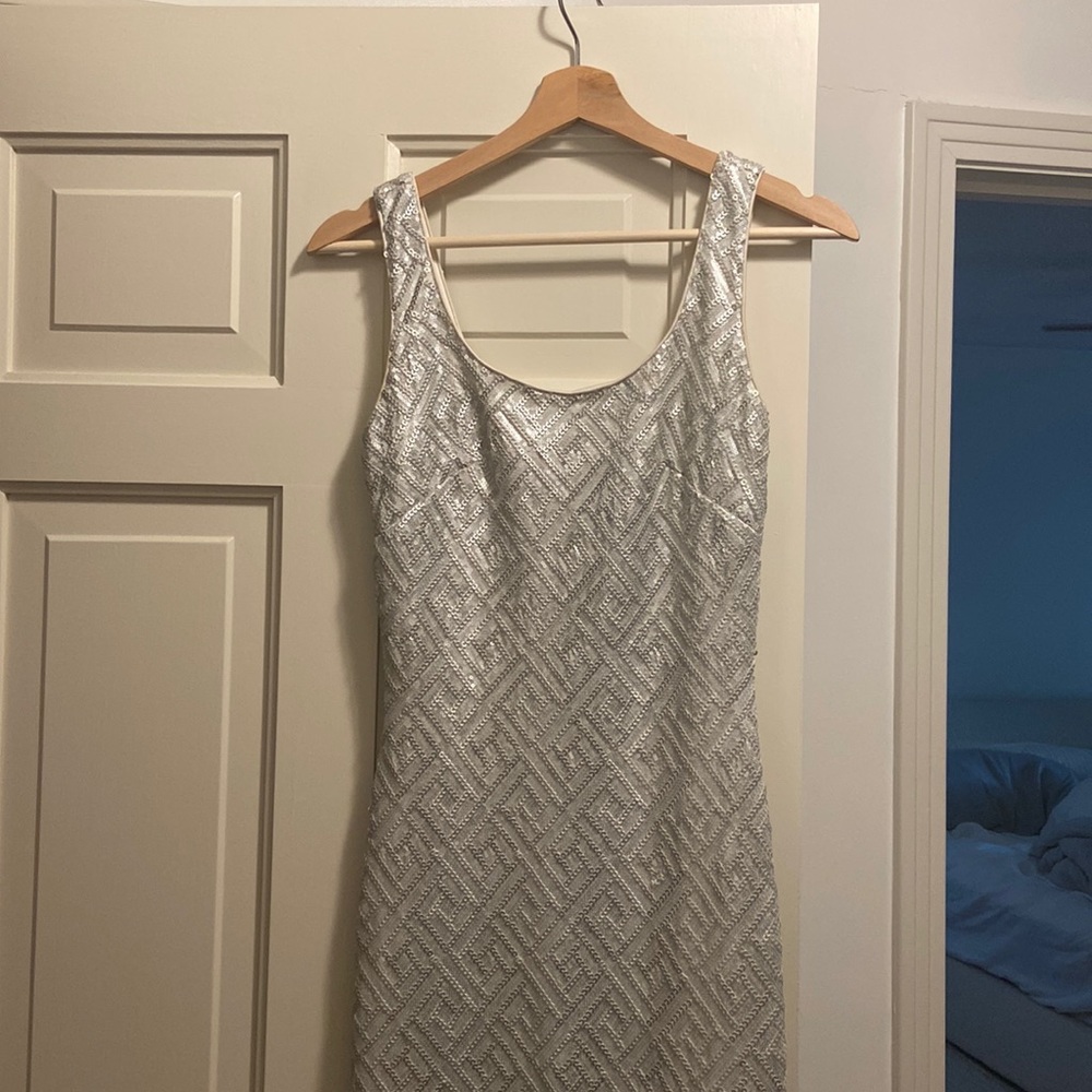 Laundry by Shelli Segal sequin gown